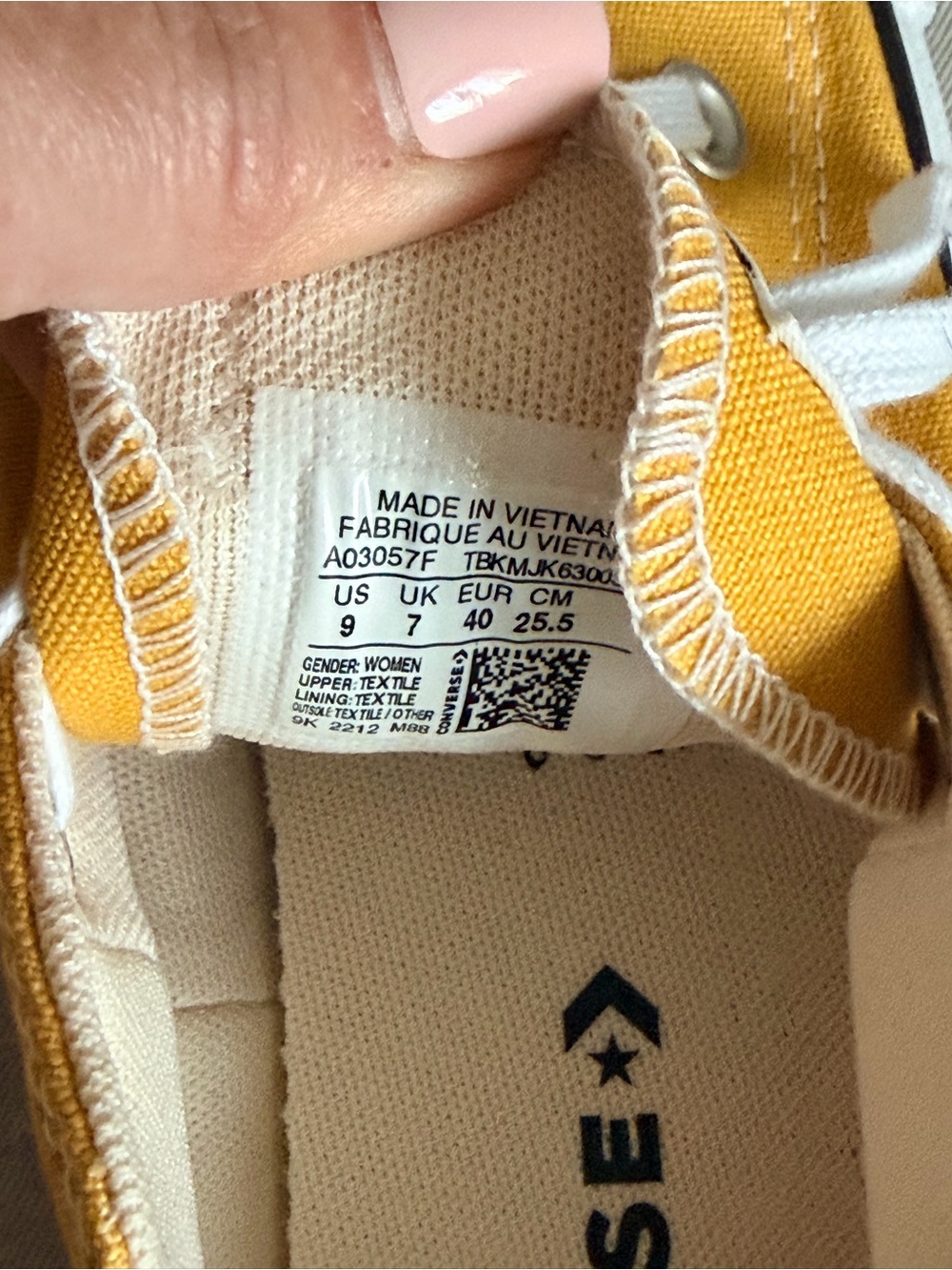 New Converse Low Top Platform Sneakers - Yellow - Picture 2 of 7